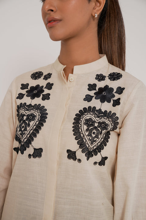 Queen of Hearts (1 PC) Beyond East Official